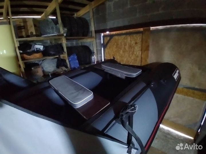 Лодку 350 с мотором и прицепом