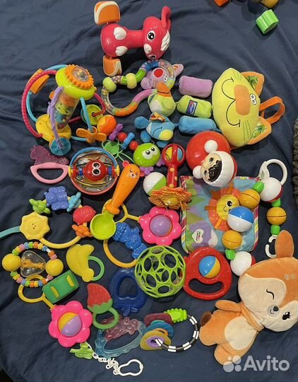 Детские развивающие игрушки и грызунки