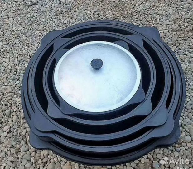 Казан чугунный с крышкой 22 литра