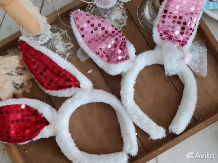 Новогодние аксессуары за всё