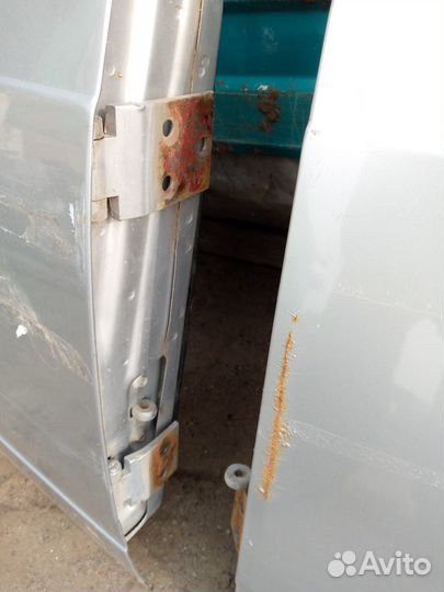 Двери ваз 2104