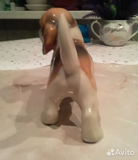 Фигурка собаки (щенок бигля)