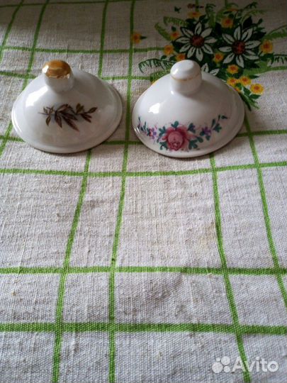 Крышка к чайнику или сахарнице