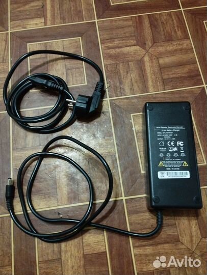 Зарядка для эл. Велосипеда на 36в