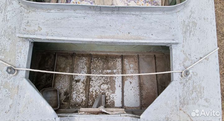 Лодка Астраханка