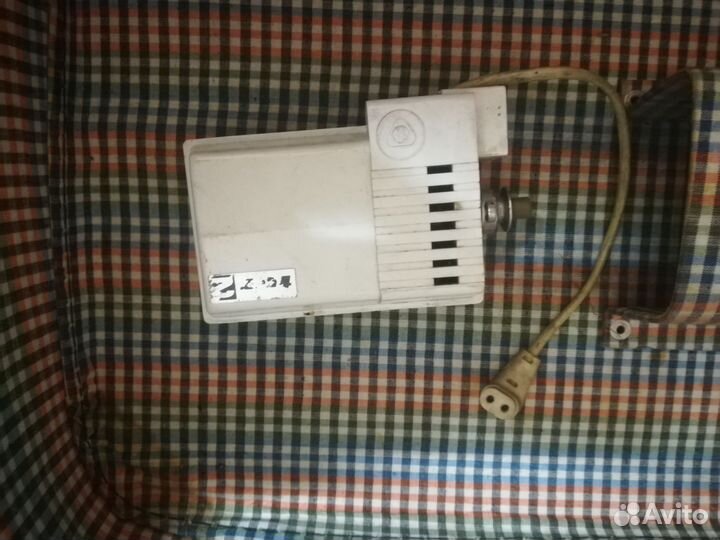 Швейная машинка чайка 3