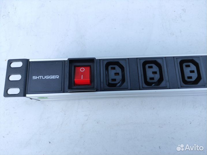 Питание рэк. Блок розеток в шкаф/стойку 19