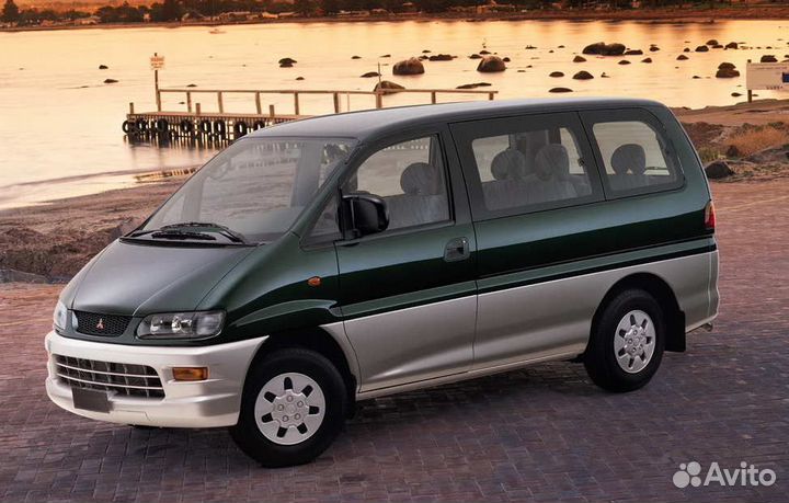 Арка левая Mitsubishi Space Gear, Mitsubishi L400