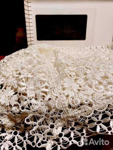 Скатерть кружевная. Новая