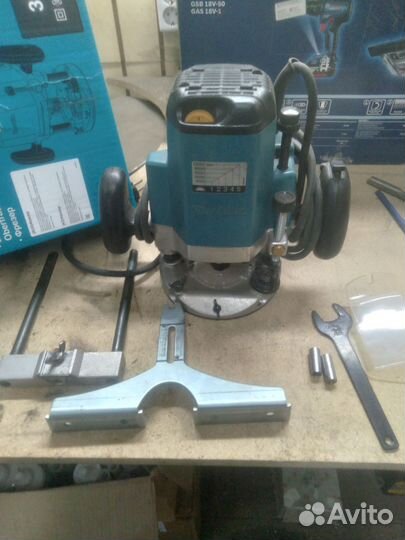 Фрезер makita 3612c