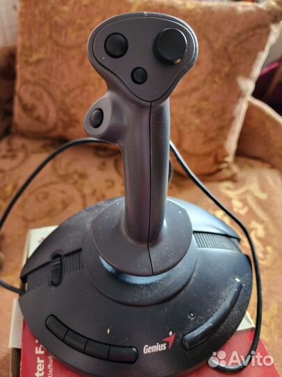 Джойстик GeniusMaxFighter F-23U