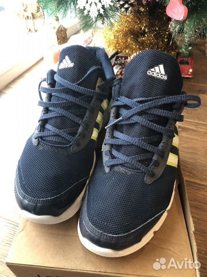 Кроссовки Adidas р 42