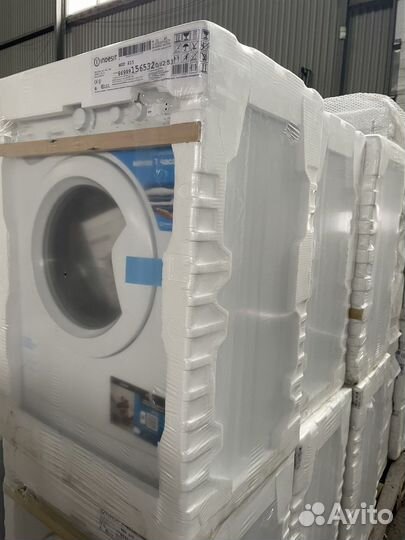 Стиральная машина Indesit MSD 615. Новая