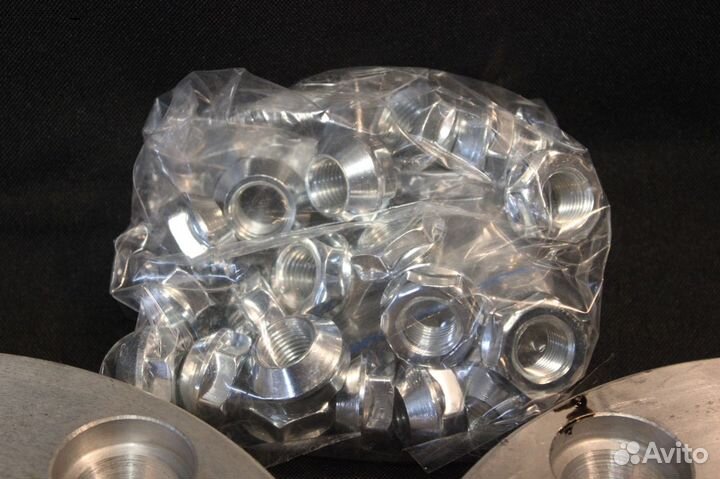 Проставки переход Нива с 5*139,7 на 5*112 (20 мм)