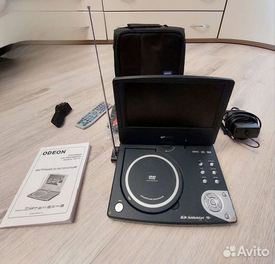 Портативный видеопроигрыватель