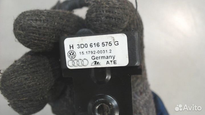 Датчик ускорения Volkswagen Phaeton, 2004