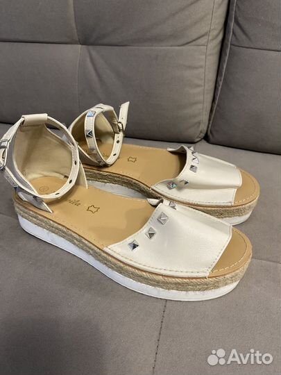 Сандалии босоножки 38