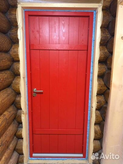 Дверь входная деревянная утепленная