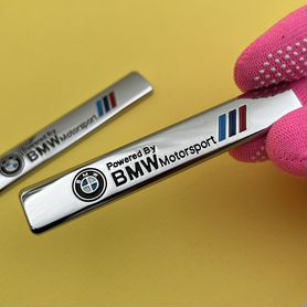 Шильдик 2 шт BMW эмблема надпись бмв