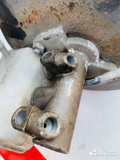 Вакум тормозной renault sandero