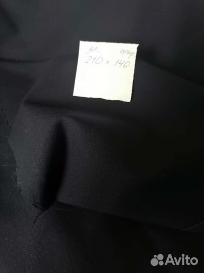 Отрез ткани бостон