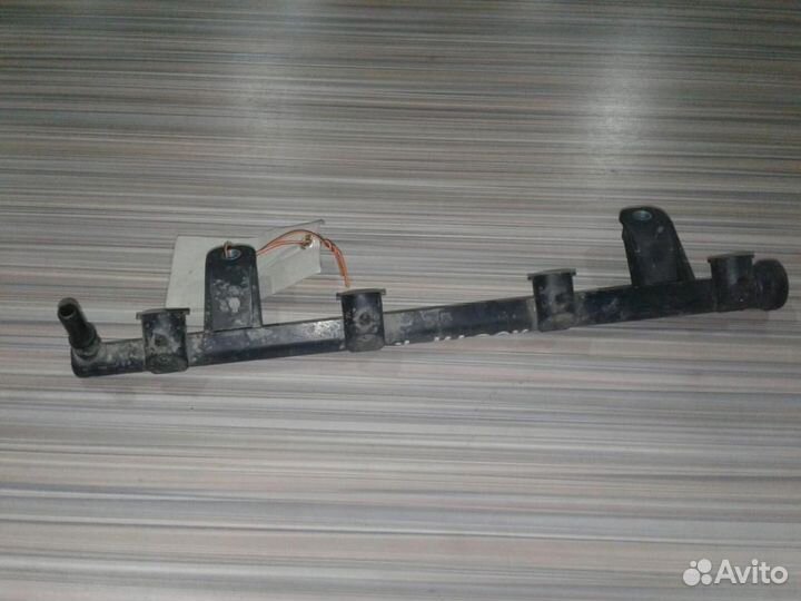 Топливная рампа Renault Logan 2005-2014