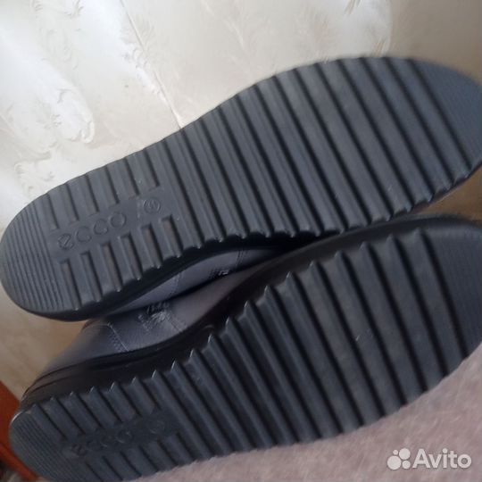 Ботинки женские р41 Ecco
