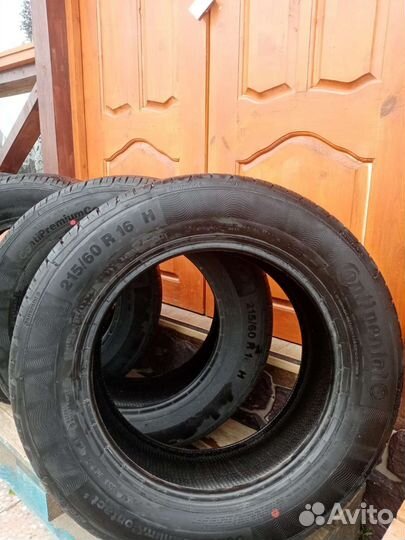 Continental ContiPremiumContact 5 215/60 R16