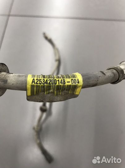 Шланг тормозной передний Mercedes-Benz