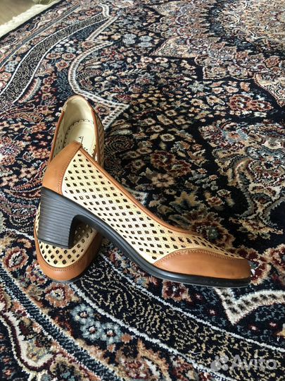 Туфли женские 39 размер