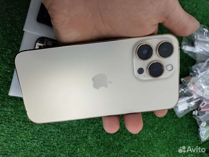 iPhone 13 Pro разбор по запчастям