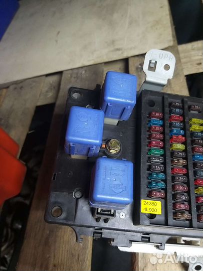 Блок предохранителей ниссан цефиро а32