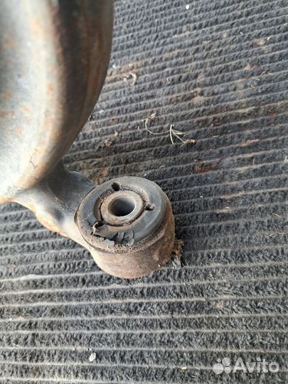 Рычаг подвески передний левый Citroen C5