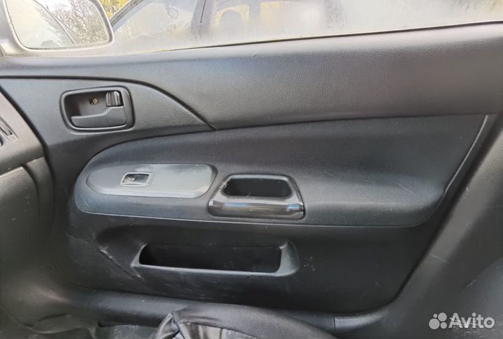 Карта двери mitsubishi lancer 9