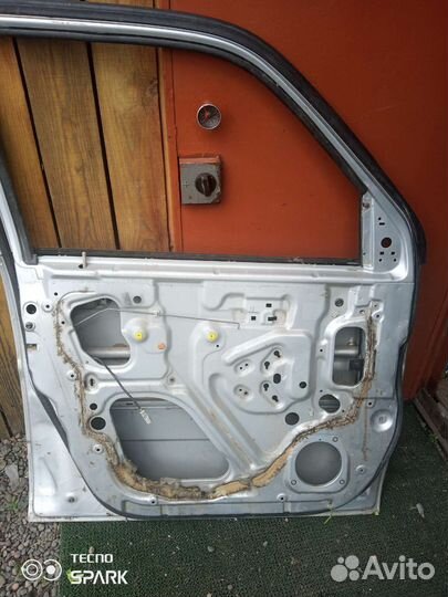 Дверь передняя левая Хонда stepwgn