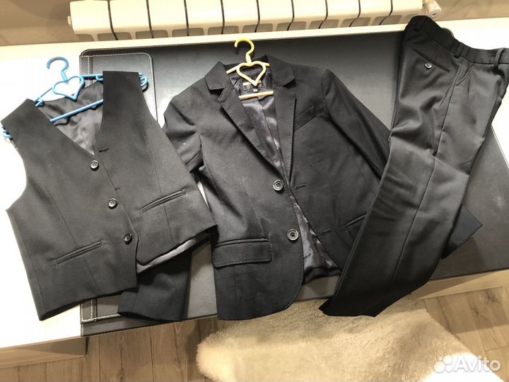 Школьный костюм