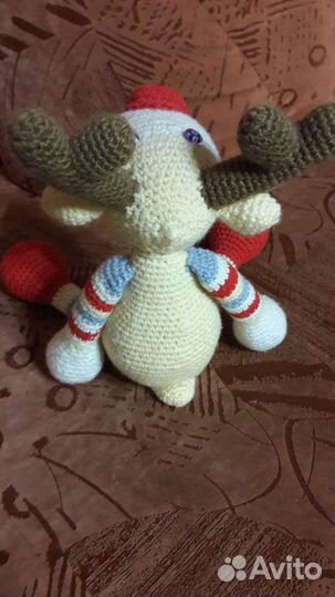 Вязаный олень