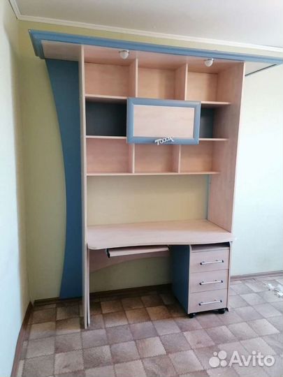 Уголок школьника, студента