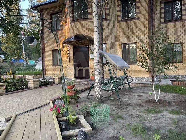 Дом 140 м² на участке 10,6 сот.