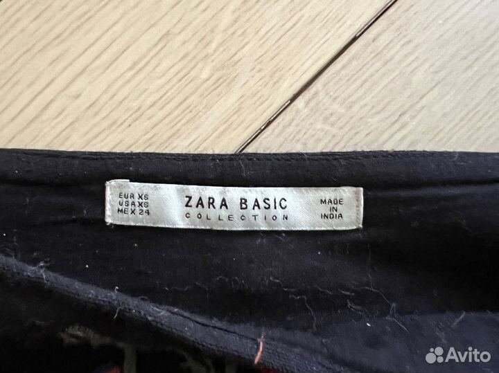 Zara черная хлопковая мини юбка с вышивкой, XS