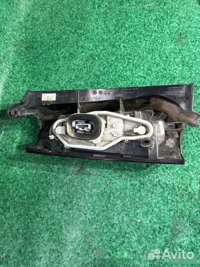 Фонарь правый Citroen Berlingo 2 2012