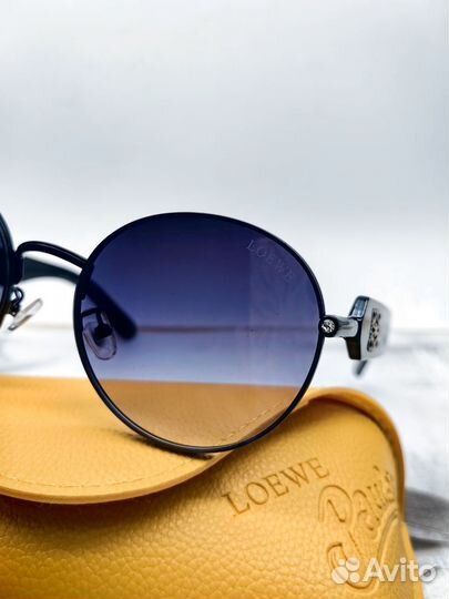 Очки солнцезащитные