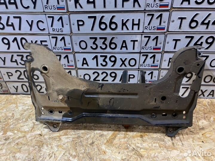 Подрамник передний Ford Fusion 1.4 2008