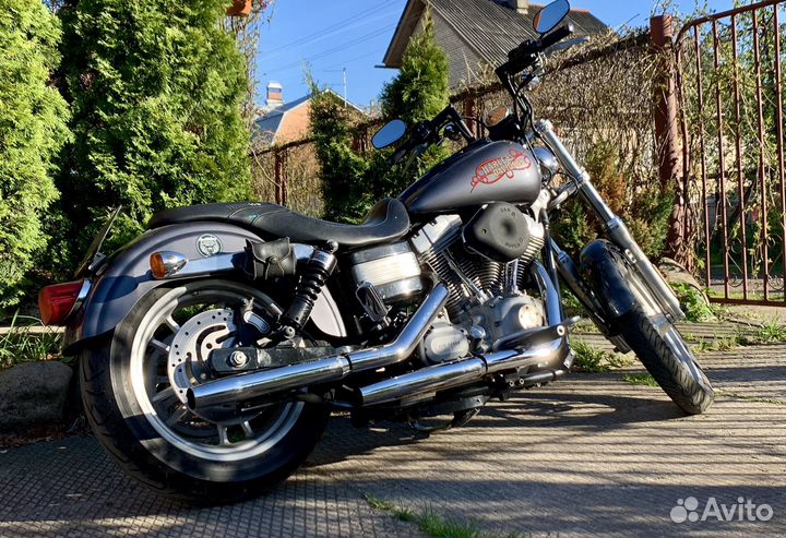 Harley Davidson Dyna Super Glide
