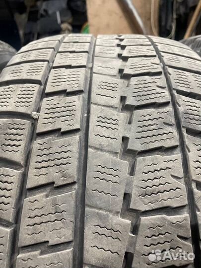 Dunlop Winter Maxx WM02 235/50 R18