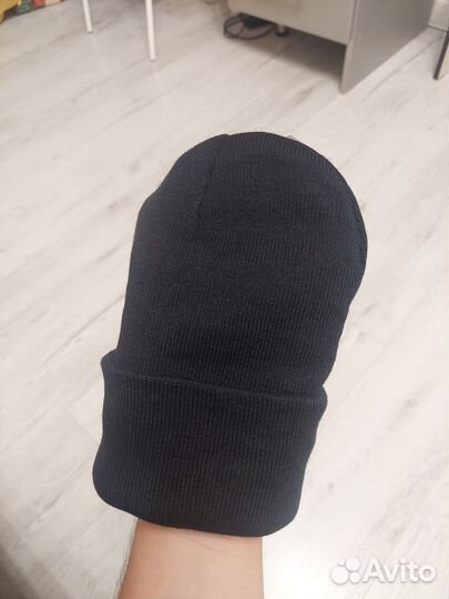 Шапка новая