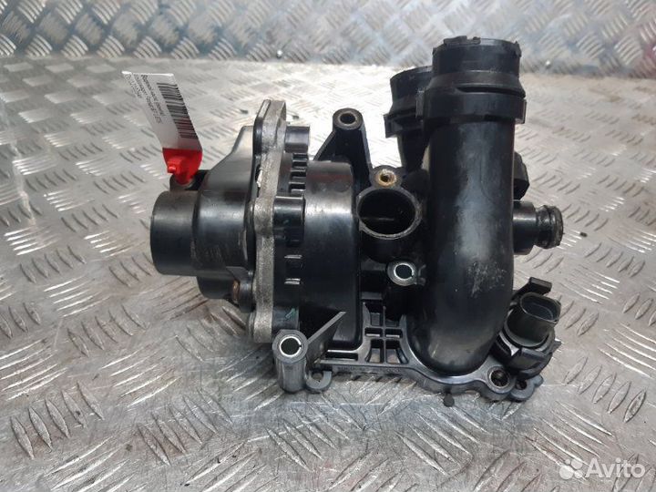 Водяной насос (Помпа) Volkswagen Passat B7 1.8TSI