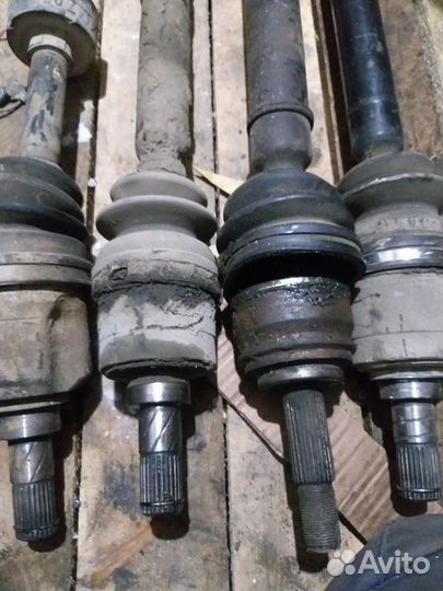 Полуось(привод) Nissan Pulsar