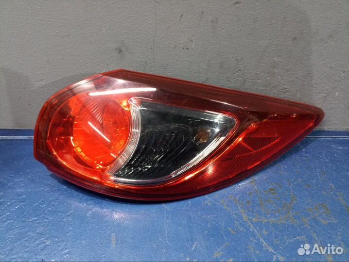 Фонарь задний правый Mazda Cx-5 KE Дорест
