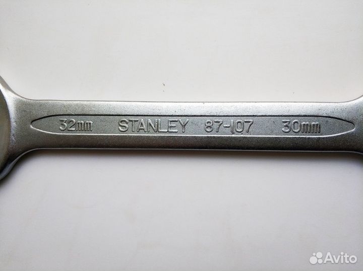 Ключ рожковый 30*32 Stanley